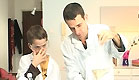 השקית המתפוצצת  (צילום: mako ,mako)