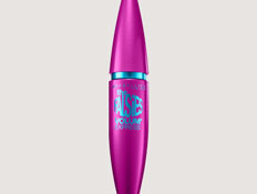 falsies מסקרה של מייבלין (צילום: יחסי ציבור ,יחסי ציבור)