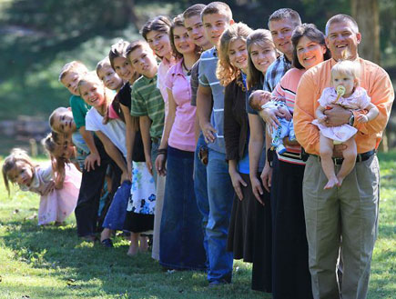 תוצאת תמונה עבור משפחה דתית