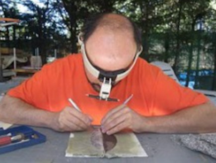 פיסול בעלים (צילום: צילום מסך ,האתר של לורנצו)