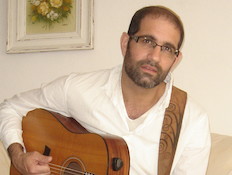 יוני גנוט