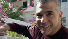 יאיר לפיד, אתמול מחוץ לביתו (צילום: חדשות 2)