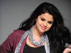 קולקציית סלינה גומז (צילום: popstaronline.com)