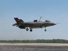 ה-F35 ממריא אנכית (צילום: לוקהיד מרטין)