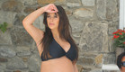קים קרדשיאן בבקיני ביוון (צילום: splash news)