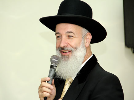 גבה כסף גם תמורת אמירת קדיש? מצגר