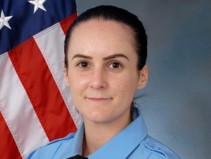 השוטרת נורתה במשמרת הראשונה (צילום: משטרת מחוז הנסיך וויליאם)