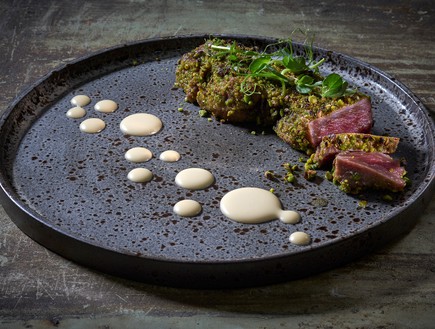 עלה גפן (צילום: אנטולי מיכאלו, יחסי ציבור)