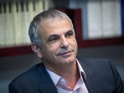 משה כחלון (צילום: פלאש 90 / יונתן סינדל) משה כחלון (צילום: פלאש 90 / יונתן סינדל)