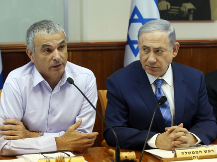 "כמה שפחות לדבר - יותר טוב", כחלון (ארכיון) (צילום: פלאש 90, מארק ישראל סלם) "כמה שפחות לדבר - יותר טוב", כחלון (ארכיון) (צילום: פלאש 90, מארק ישראל סלם)
