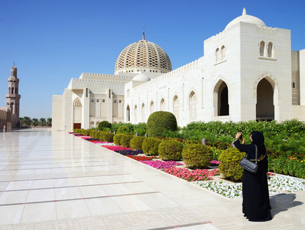 מסגד קאבוס (צילום: TravelNerd, shutterstock) מסגד קאבוס (צילום: TravelNerd, shutterstock)
