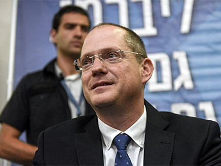 חבר הכנסת פורר (ארכיון) חבר הכנסת פורר (ארכיון)