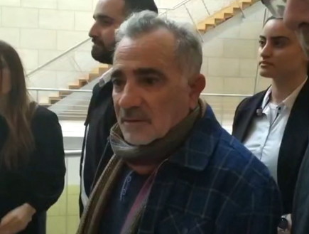 משה איבגי מגיע לבית משפט