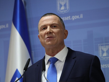 יולי אדלשטיין