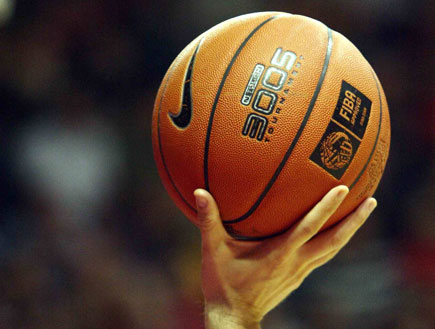 כדור-כדורסל (צילום: עודד קרני)