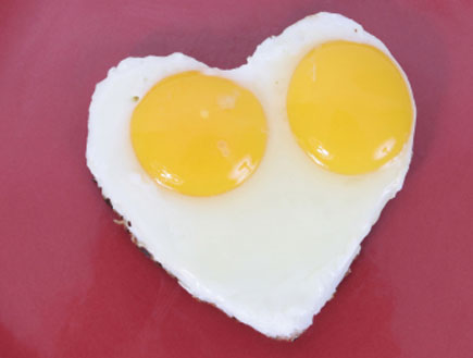 ביצי עין בצורת לב (צילום: istockphoto)