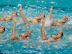 קבוצת השחייה הצורנית של גרמניה (צילום: רויטרס)