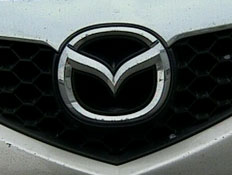 סמל של מכונית מאזדה (תמונת AVI: חדשות1 ערוץ 2)