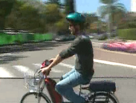 אופניים עם מנוע (תמונת AVI: חדשות ערוץ 2)