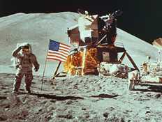 דגל על הירח (צילום: jupiter images)
