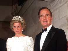ברברה וג'ורג' בוש לצד דיאנה וצ'רלס (צילום: Princess Diana Archive, GettyImages IL)