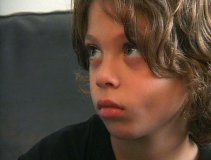 מתמודד עם אטימות בגיל 7 וחצי (תמונת AVI: חדשות)