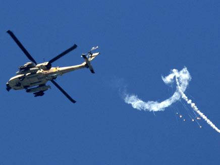 פעולה של ארגון המורדים נגד הממשל בסרי לנקה, אילוסט (צילום: רויטרס)