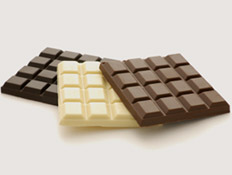 שוקולד בשלושה צבעים (צילום: redmal, Istock)