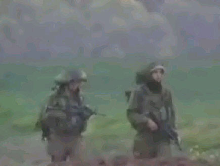 חיילי המילואים משתחררים (תמונת AVI: חדשות)