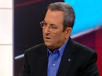 אהוד ברק - שר הביטחון באולפן חדשות 2 (צילום: חדשות 2)