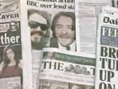 שערוריית מין שהסעירה את בריטניה - גזרי עיתונים (צילום: חדשות 2)