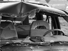מכונית  הרוסה - תאונת דרכים - אילוסטרציה (צילום: pasicevo, Shutterstock)