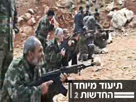 בכירי חמאס מתאמנים בירי (מתוך פורום חמאס) (צילום: מתוך פורום חמאס)