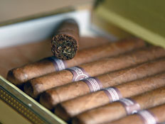 קופסת סיגרים (צילום: istockphoto)