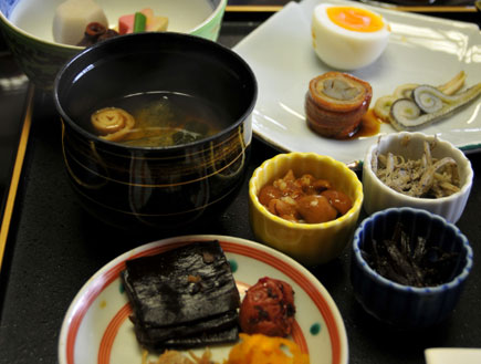 קאיסקי - ארוחת בוקר יפנית (צילום: istockphoto)