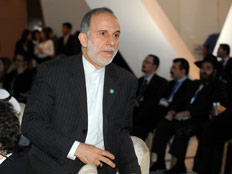 תמונת הנציג האיראני לכינוס הבין דתי בקזחסטאן (צילום: עמוס בן גרשום \ לע"מ)