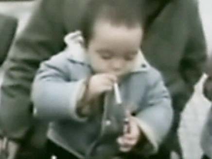 תינוק מעשן (צילום: חדשות 2)