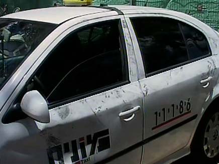 חשד: הותקפה על ידי נהג מונית. אילוסטרציה (צילום: חדשות 2)