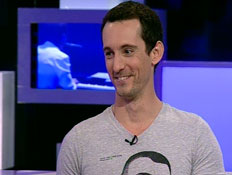 עברי עבד בפאנצ' ליין