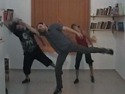 ריקוד בסגנון מייקל גקסון (צילום: חדשות 2)