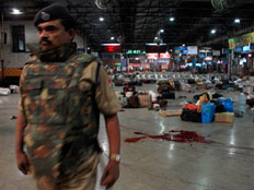 זירת הפיגוע במומבאי, ארכיון (צילום: רויטרס)