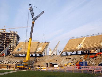 האצטדיון האולימפי בקייב. נמצא תחת שיפוצים (רויטרס) (צילום: מערכת ONE)
