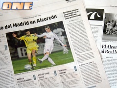 עיתוני ספרד הבוקר. לא חסכו במילים (שרון קביליו) (צילום: מערכת ONE)