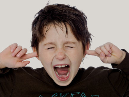 ילד צועק (צילום: istockphoto)