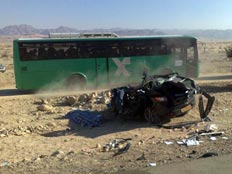 תאונה בכביש הערבה (צילום: איקו טבשי ורוני מרדכי)