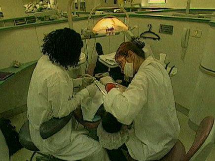 ניסויים בבית חולים באוניברסיטה (צילום: חדשות 2)