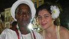 רוני דלומי עם אשה ברזילאית (צילום: mako)