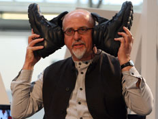 פיטר גבריאל, נעליים (צילום: Ralf Juergens, GettyImages IL)