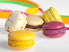 עוגיות מקרונס במגוון צבעים וטעמים (צילום: רונן מנגן, רולדין)