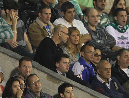רמי קלינשטיין ואלכס במשחק של מכבי חיפה (צילום: עודד קרני)